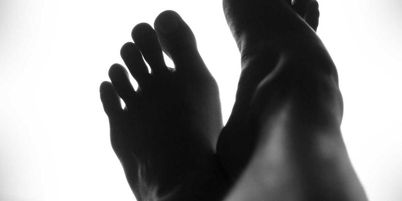 守护安全屏障:哈尔滨特种玻璃深加工在防弹与防爆玻璃领域的技术突破与应用